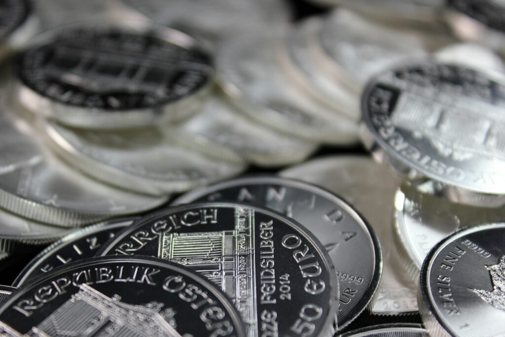 what do wealthy people actually own - Gold/Silver